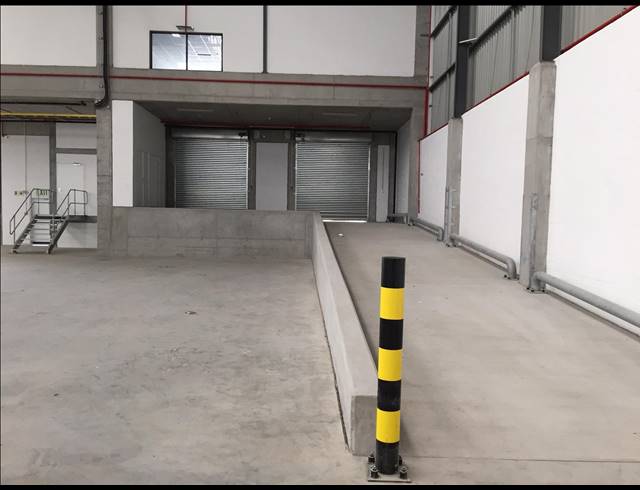 4,167M² FACTORY TO LET IN AIRPORT INDUSTRIA